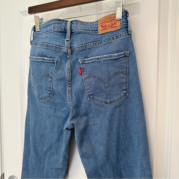 Levi’s 721 High-rise Skinny Jeans Size: US4/6 Waist 28 Spring/Summer - Picture 9 of 9